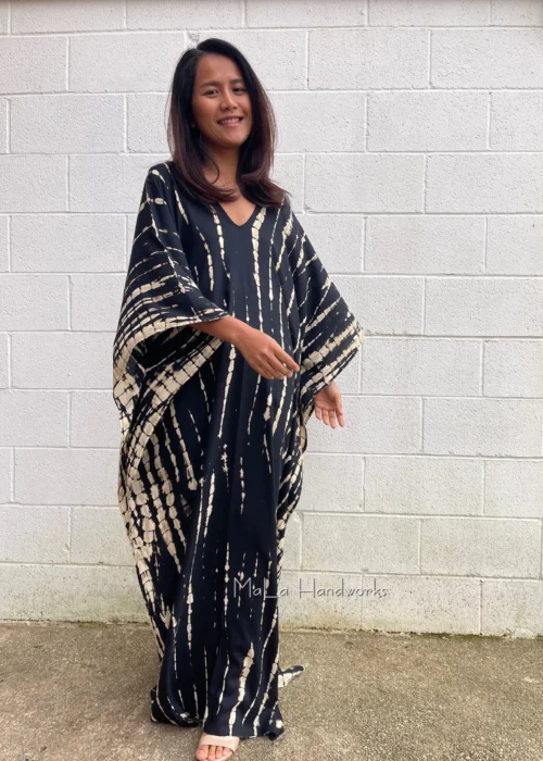 robe caftan soyeuse noire